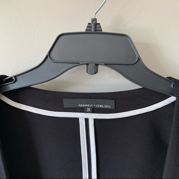 Amanda & Chelsea Black Piped Shoulder Ponte Blazer Jacket | 3X - Picture 2 of 6